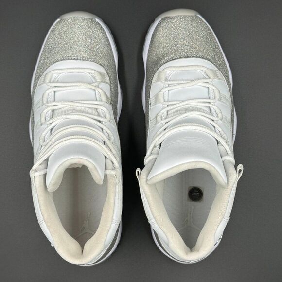 Wmns Air Jordan 11 Retro 'Vast Grey' - Picture 2 of 9